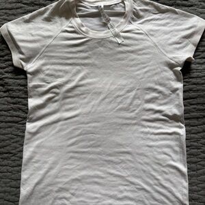 Swiftly Tech Short Sleeve 2.0 Lululemon